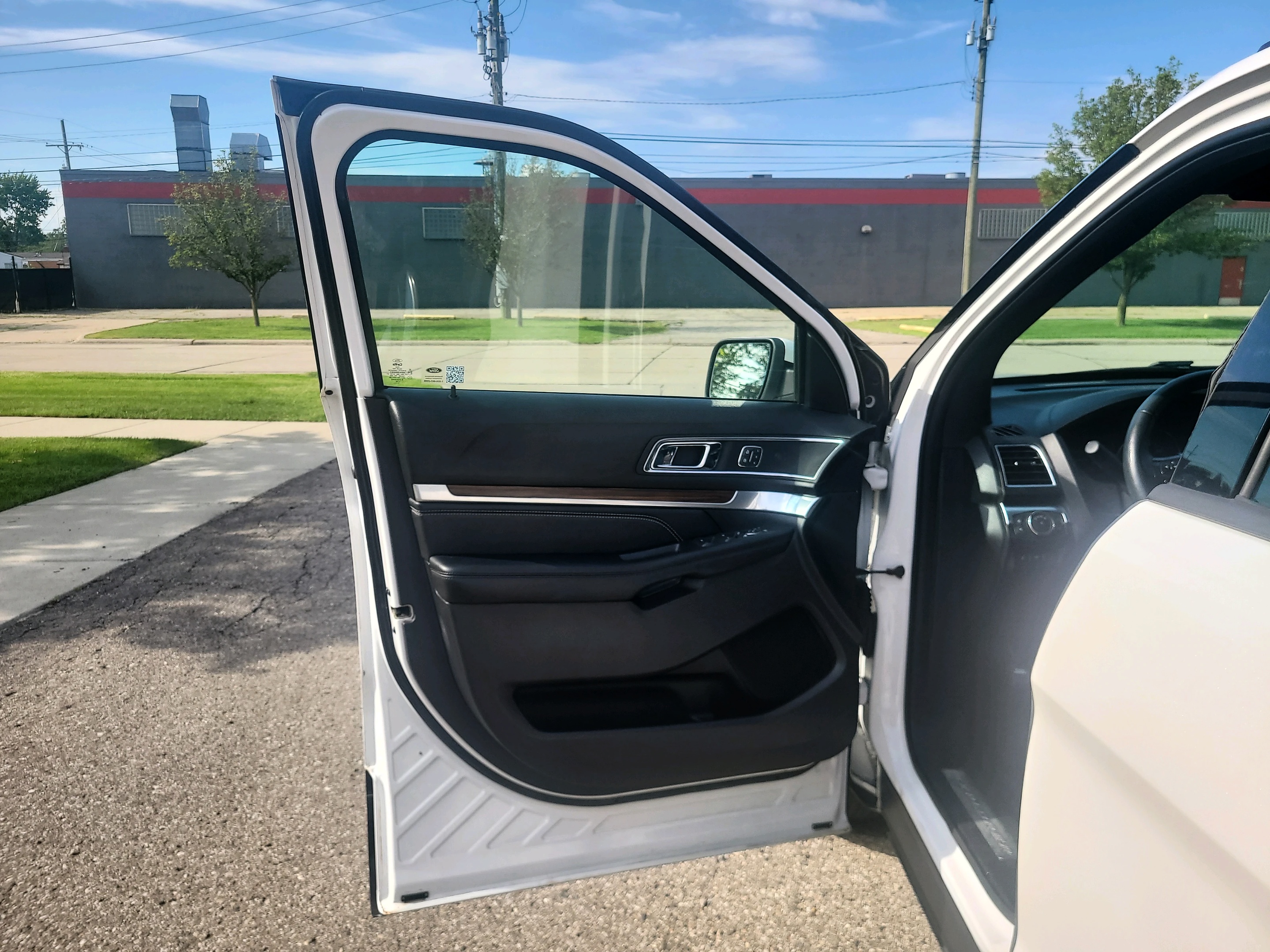 2019 Ford Explorer Limited - Photo 21