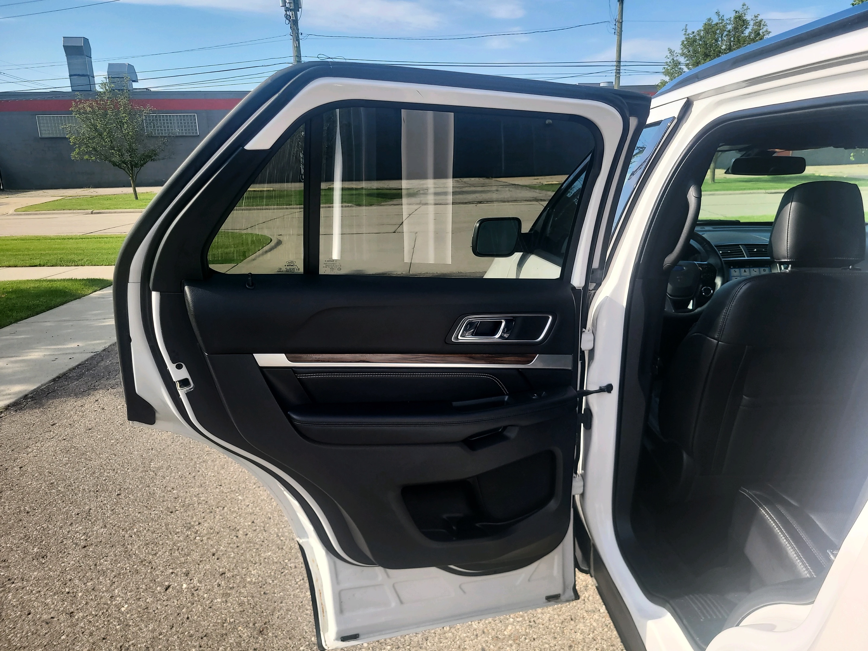 2019 Ford Explorer Limited - Photo 31