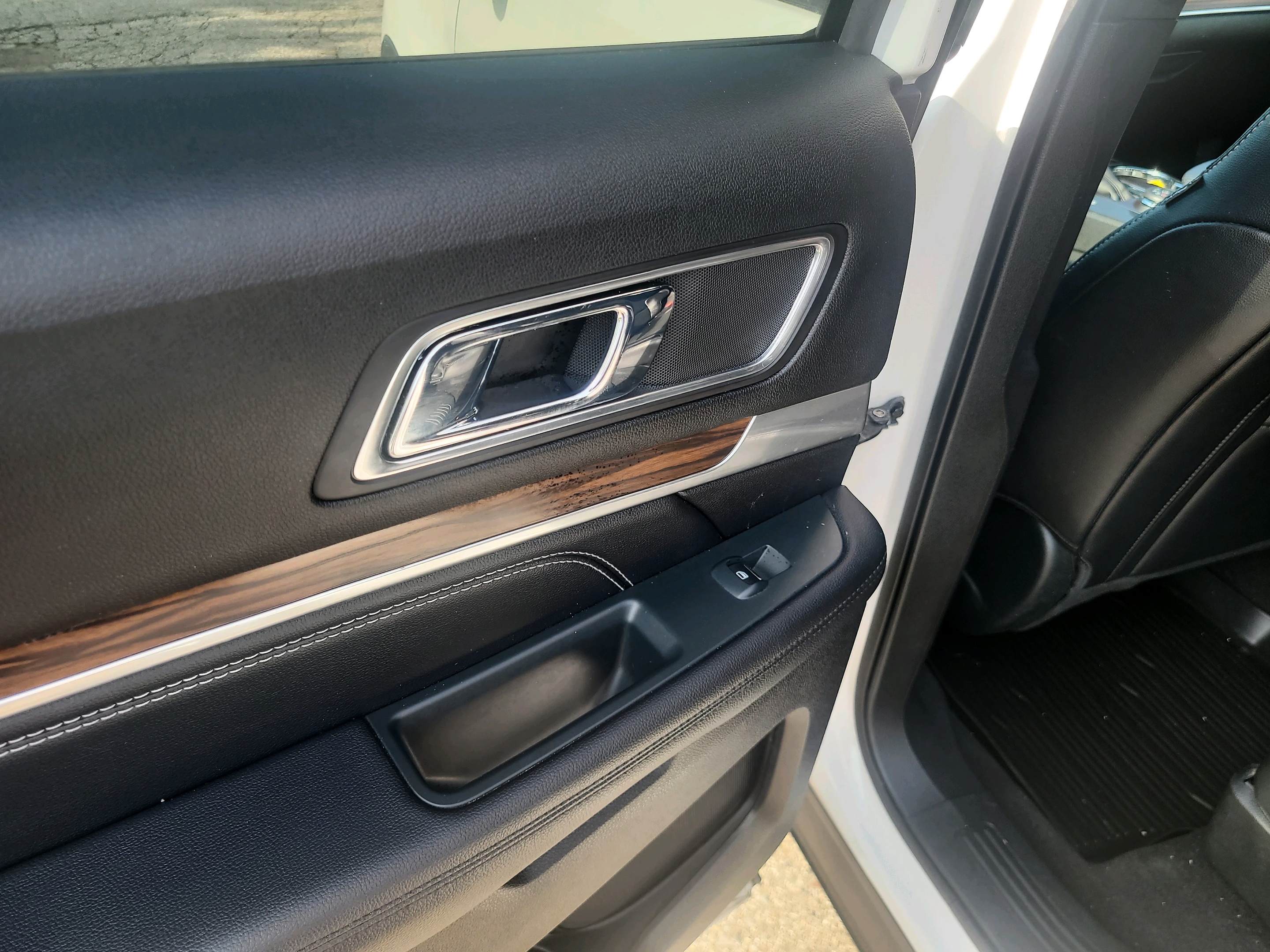 2019 Ford Explorer Limited - Photo 30