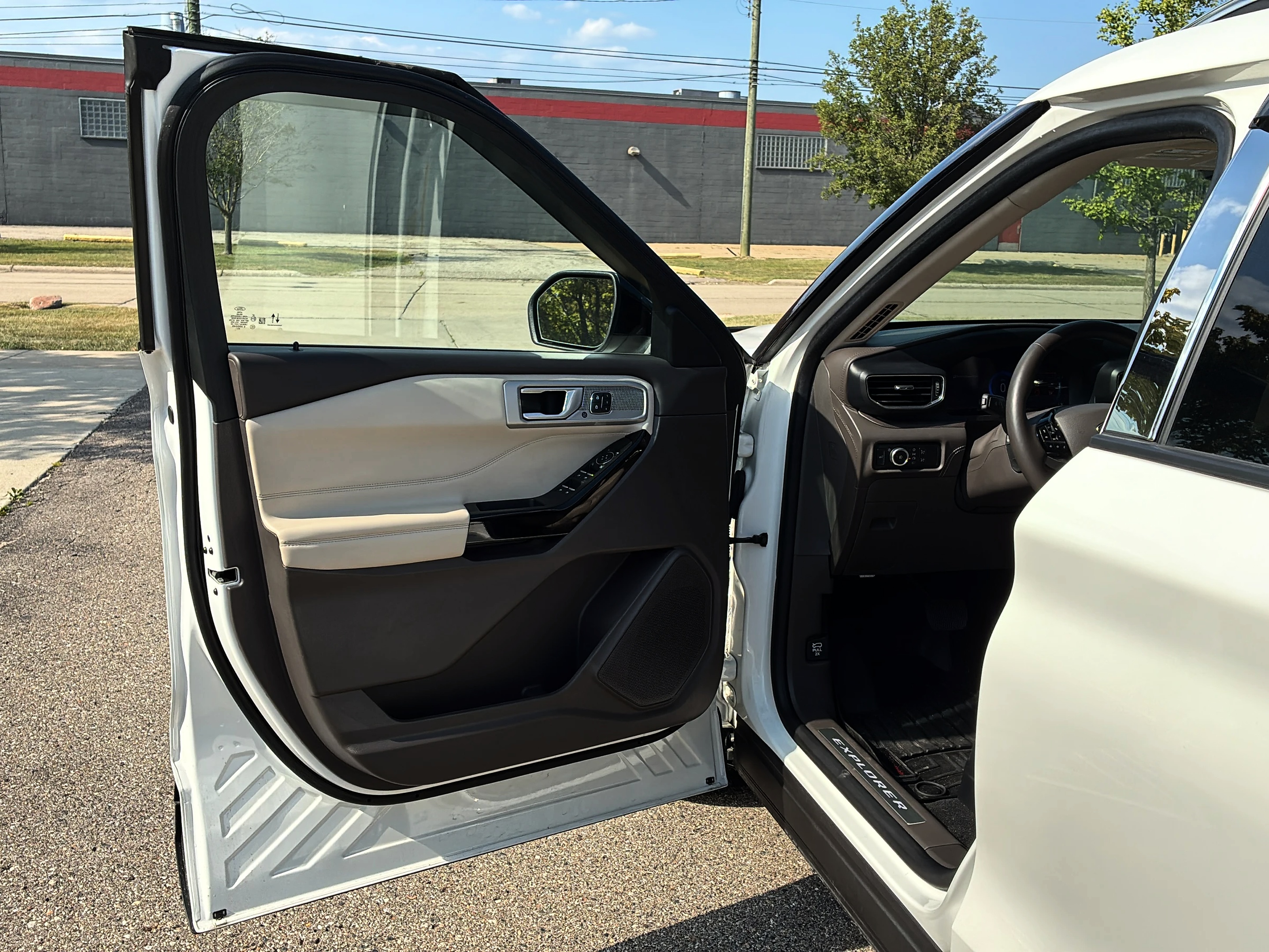 2024 Ford Explorer Platinum - Photo 21