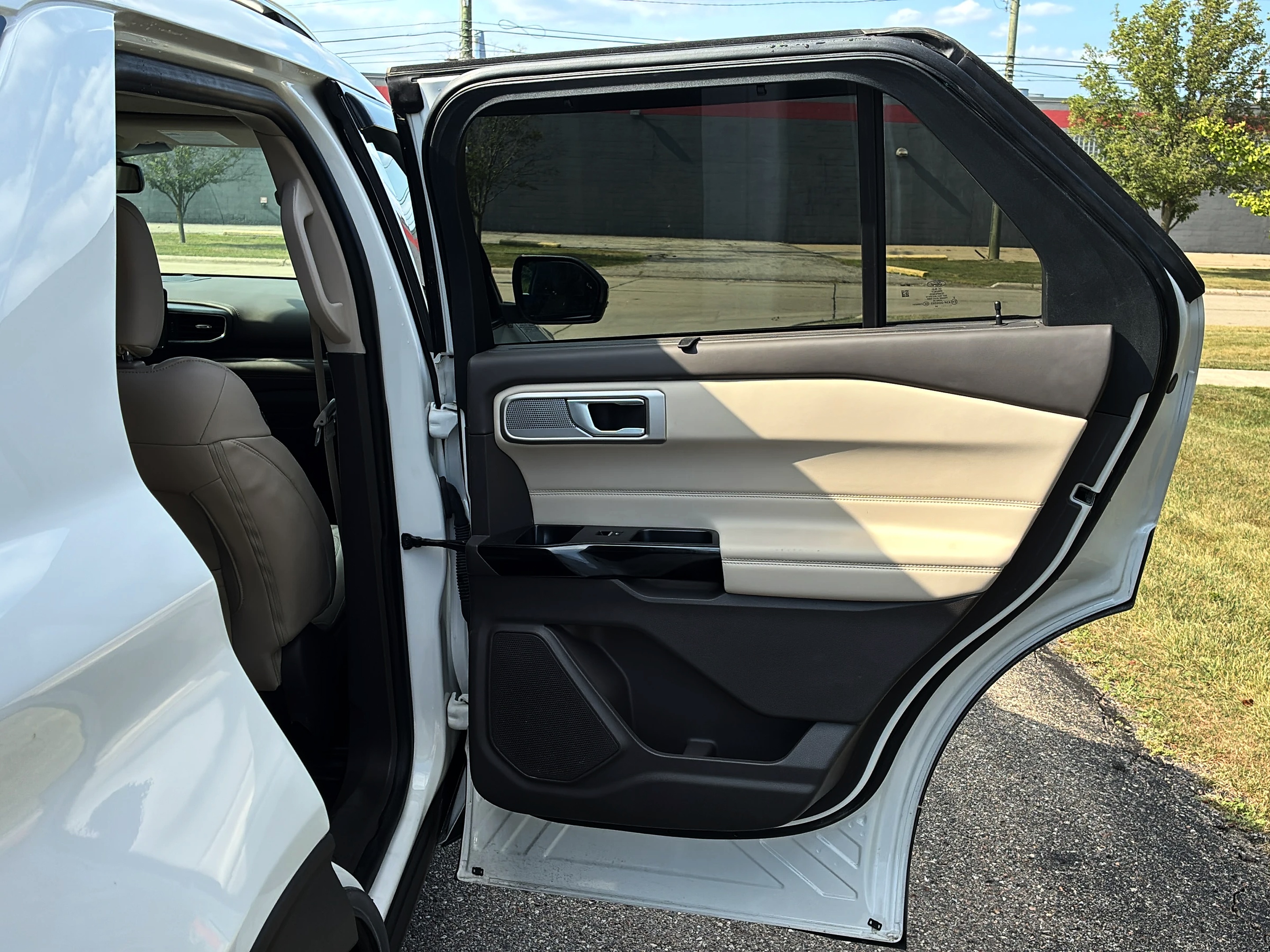 2024 Ford Explorer Platinum - Photo 36