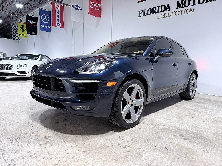 2017 Porsche Macan GTS's photo