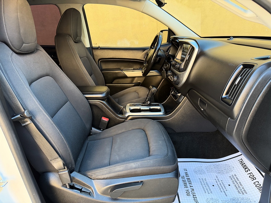 2018 Chevrolet Colorado LT - Photo 13