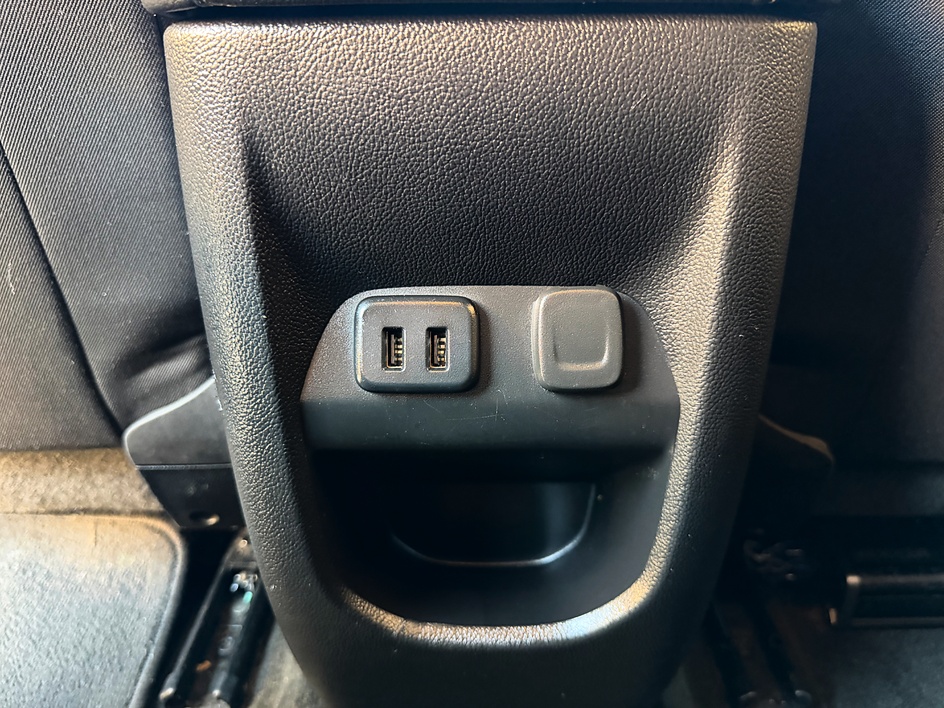 2018 Chevrolet Colorado LT - Photo 24