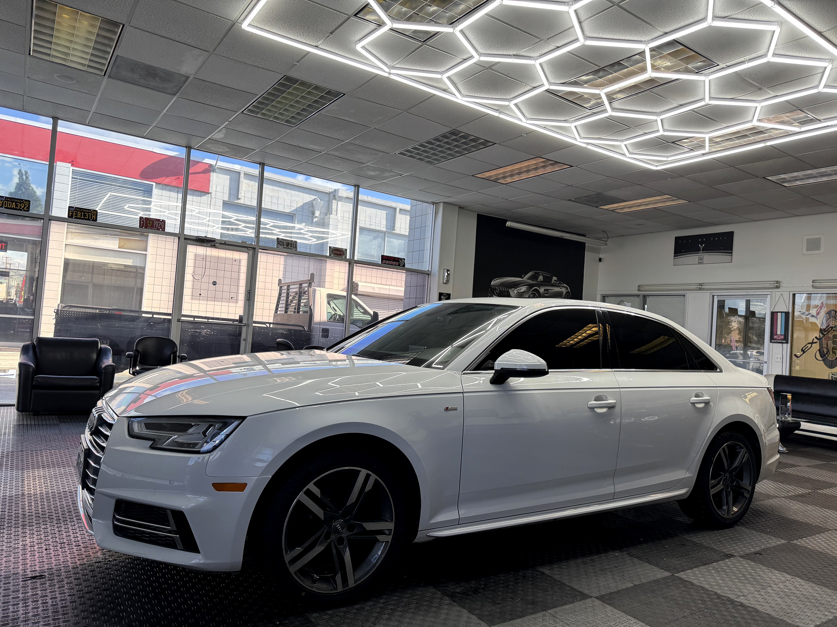 2018 Audi A4 Premium Plus's photo