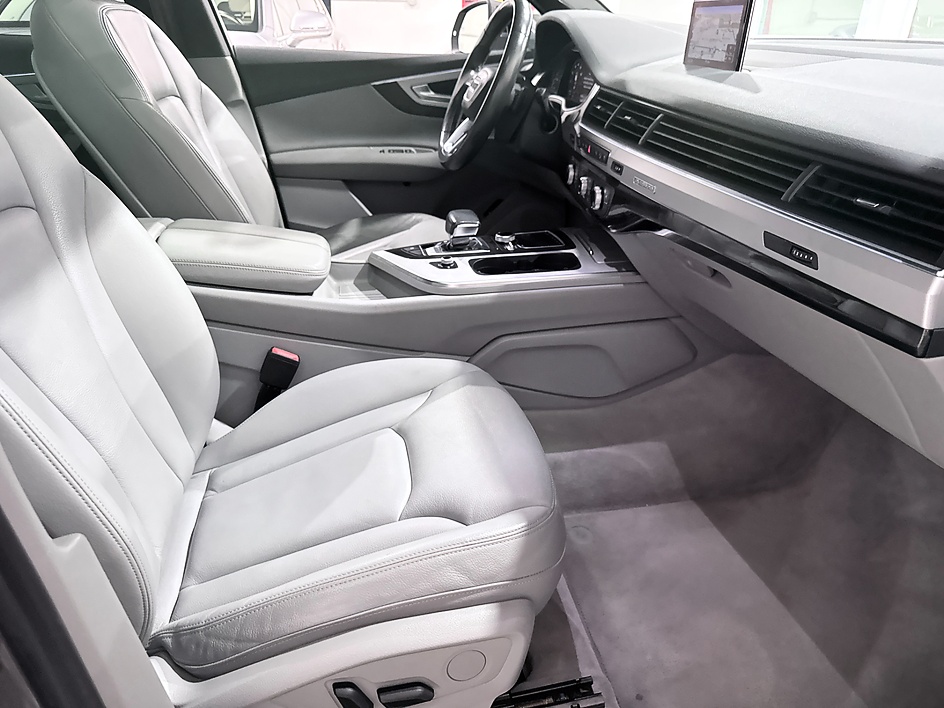 2019 Audi Q7 Premium Plus - Photo 12