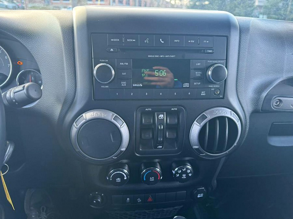 2016 Jeep Wrangler Unlimited Sport S - Photo 21