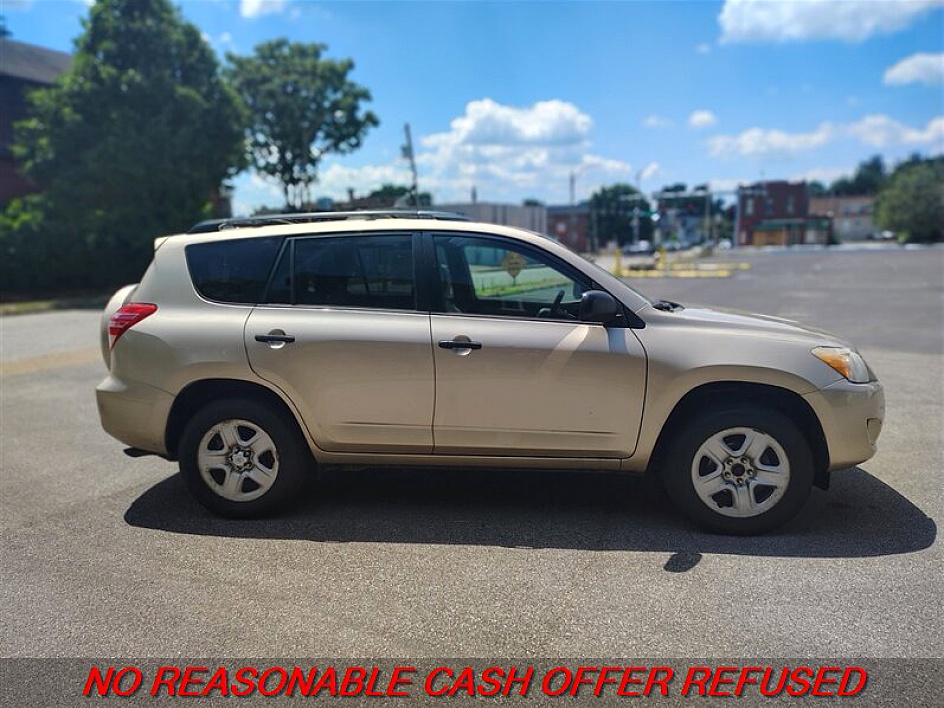 2012 Toyota RAV4 Base - Photo 3
