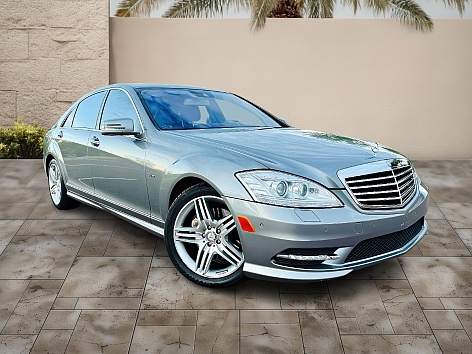 2012 Mercedes-Benz S-Class S550