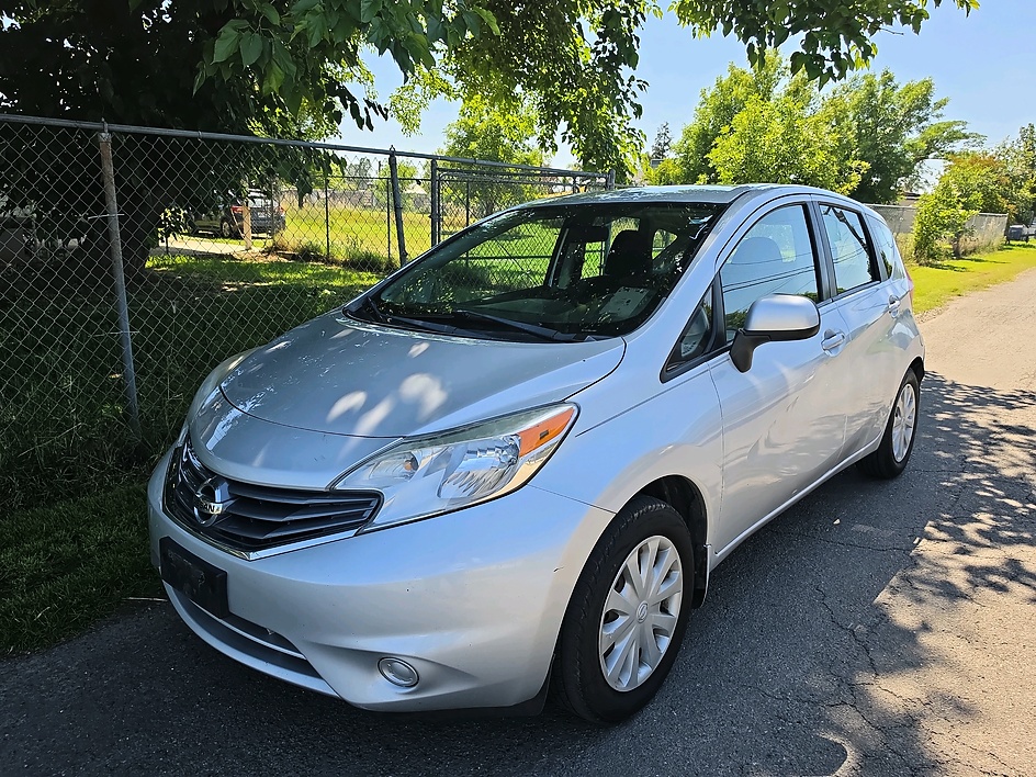 2014 Nissan Versa Note 1.6 S Plus CVT's photo