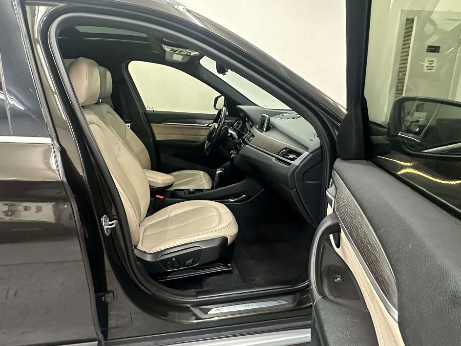 2016 BMW X1 28i - Photo 17