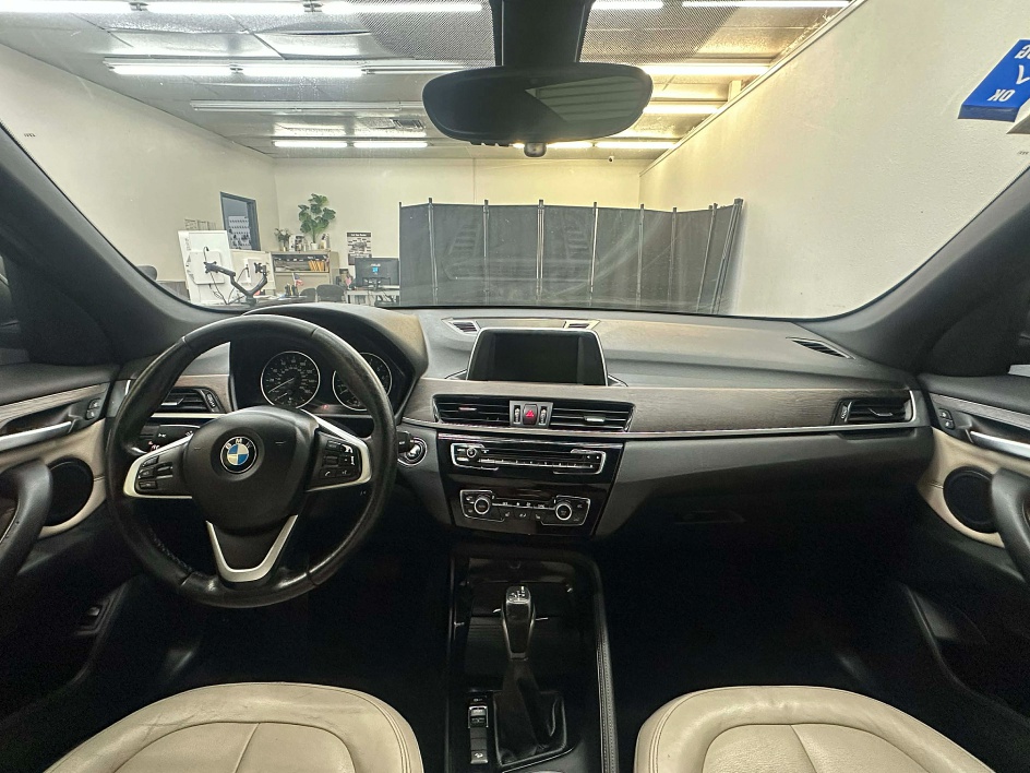 2016 BMW X1 28i - Photo 9