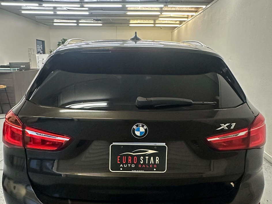 2016 BMW X1 28i - Photo 5