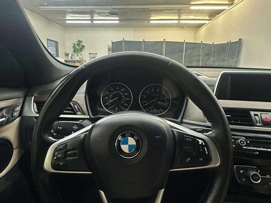 2016 BMW X1 28i - Photo 10