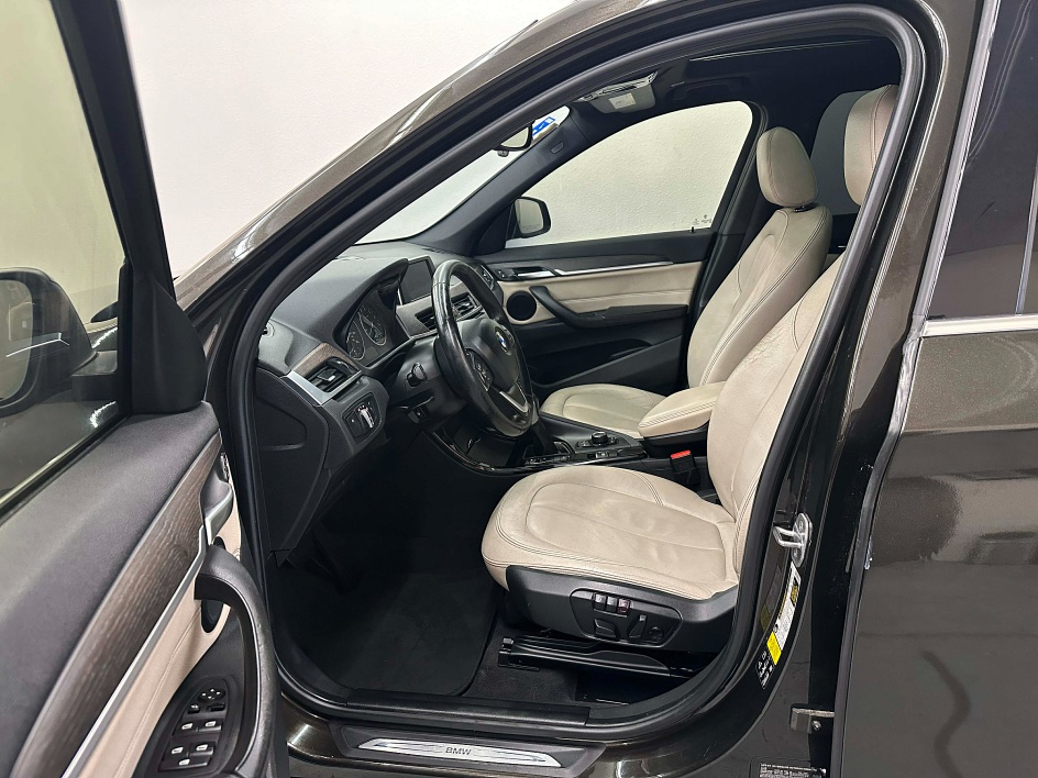2016 BMW X1 28i - Photo 13