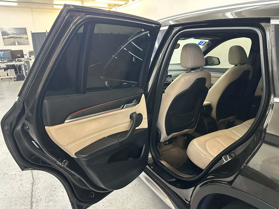 2016 BMW X1 28i - Photo 14
