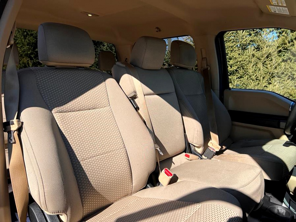 2015 Ford F-150 XLT - Photo 14
