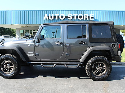 2017 Jeep Wrangler Sport's photo