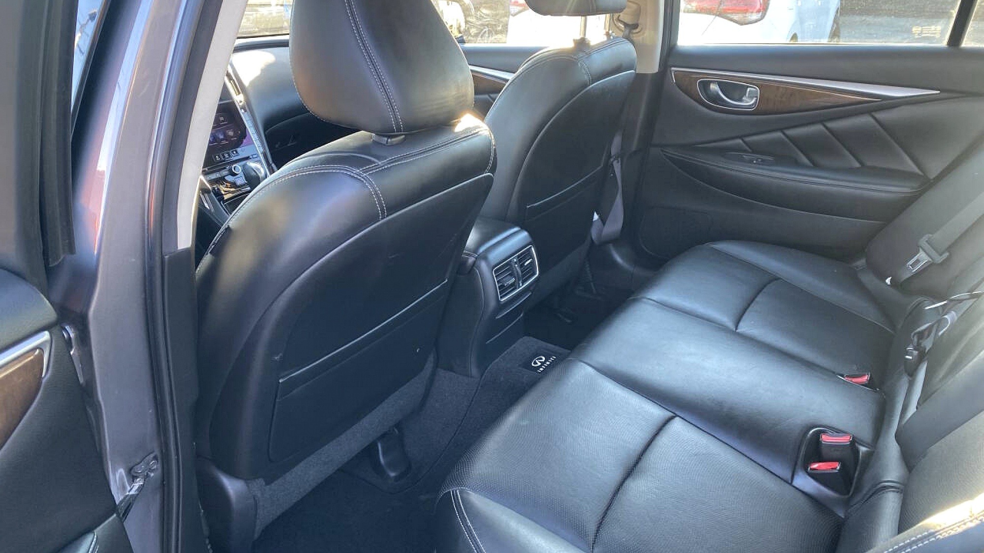 2014 INFINITI Q50 Premium