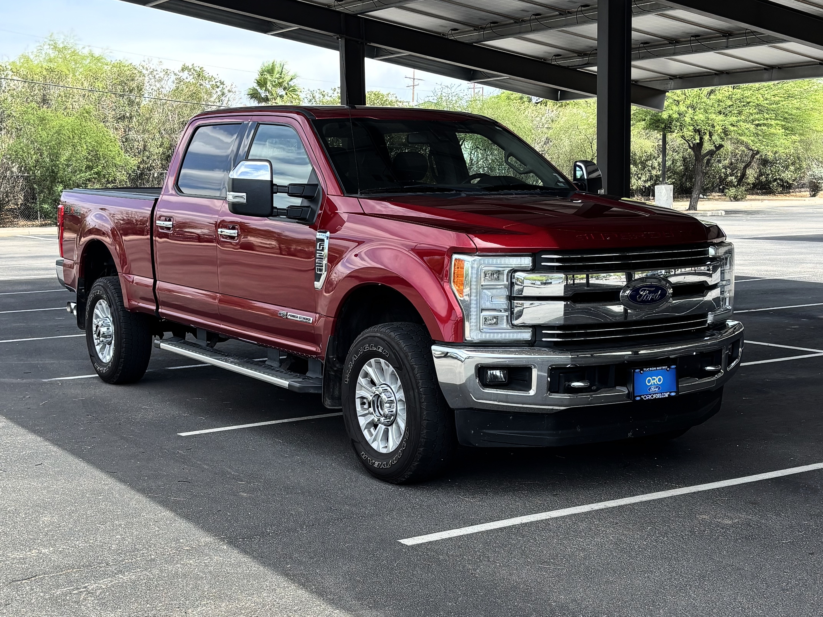 2017 Ford F-250 Lariat 4x4 Crew Cab 6-3/4' Box's photo