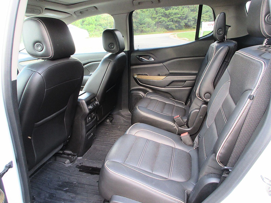 GMC Acadia photo 4