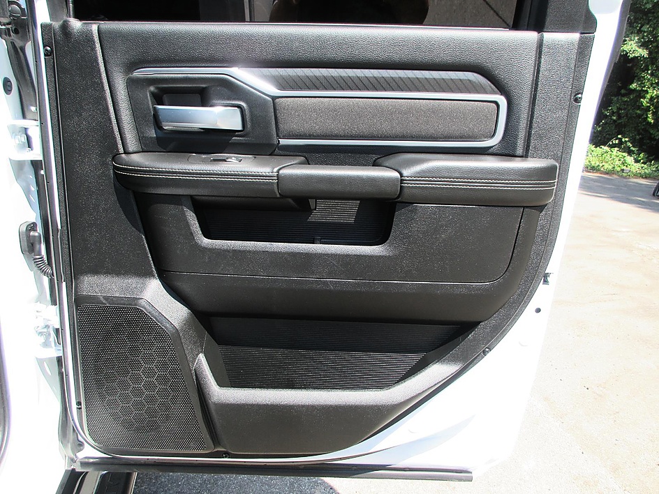 2025 RAM Ram 2500 Pickup Big Horn - Photo 23