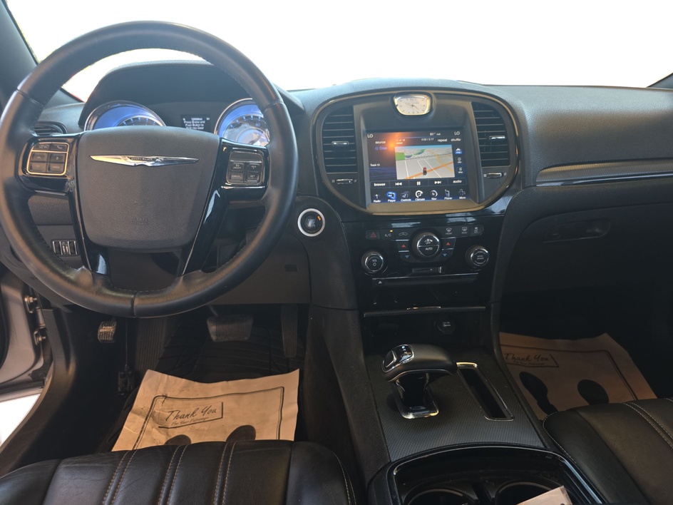 2013 Chrysler 300 S - Photo 10