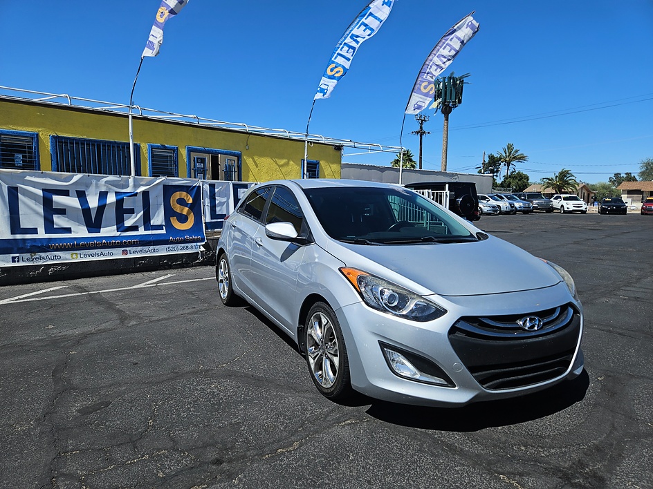 2014 Hyundai Elantra GT 2.0L 6-Speed A/T's photo