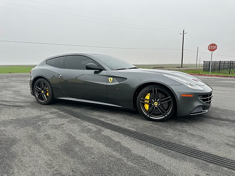 2015 Ferrari FF Base