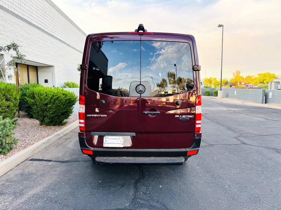 2014 Mercedes Benz Sprinter photo 14