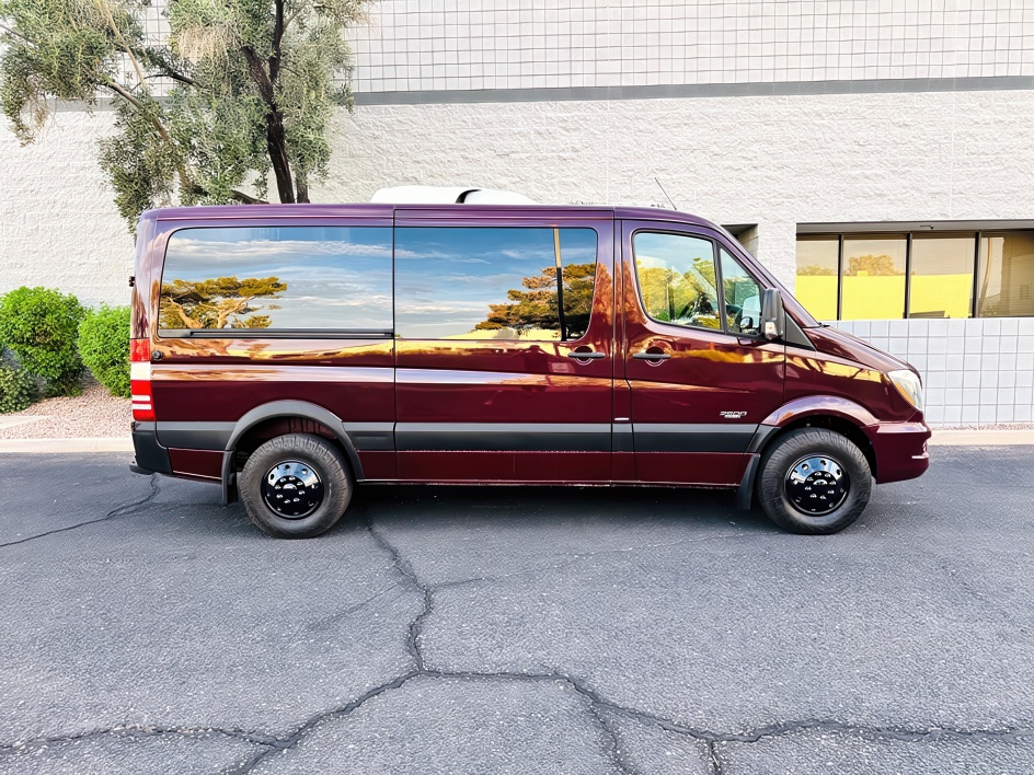 2014 Mercedes Benz Sprinter photo 4