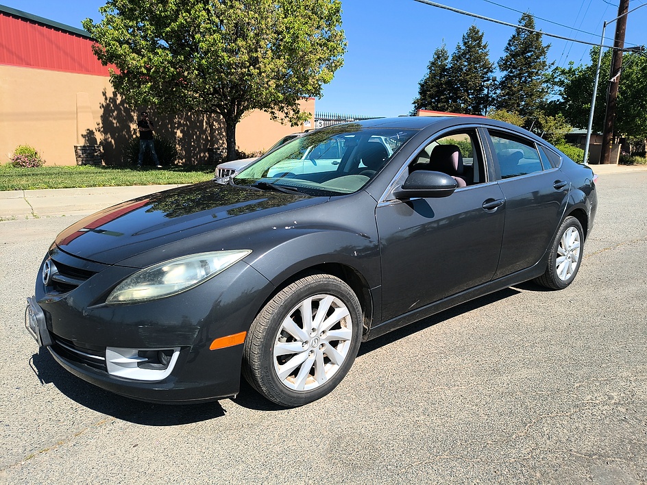 2012 Mazda EZ-6 i Touring Auto's photo