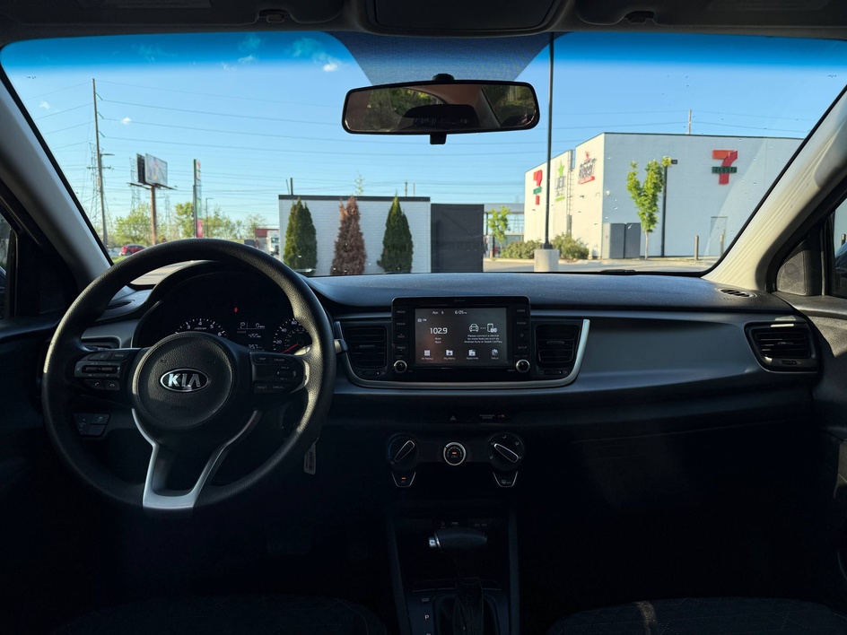 2020 Kia RIO S - Photo 21