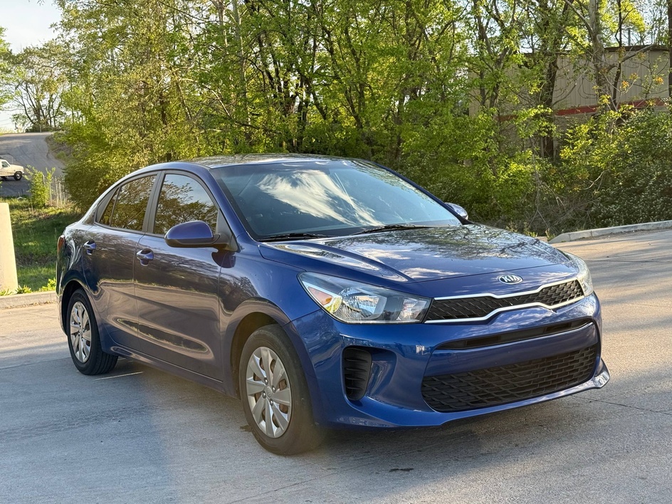 2020 Kia RIO S - Photo 15