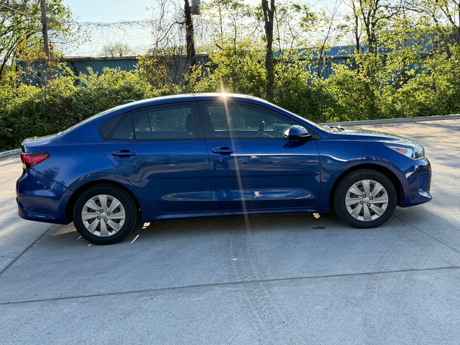 2020 Kia RIO S - Photo 11