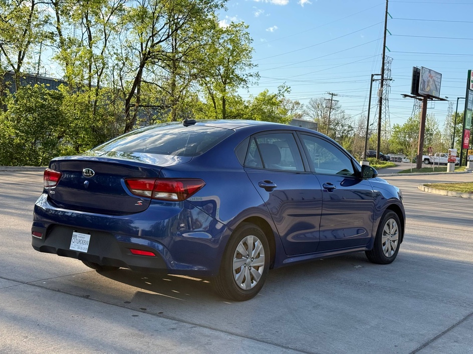 2020 Kia RIO S - Photo 10