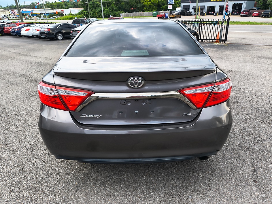 2016 Toyota Camry Special Edition - Photo 6