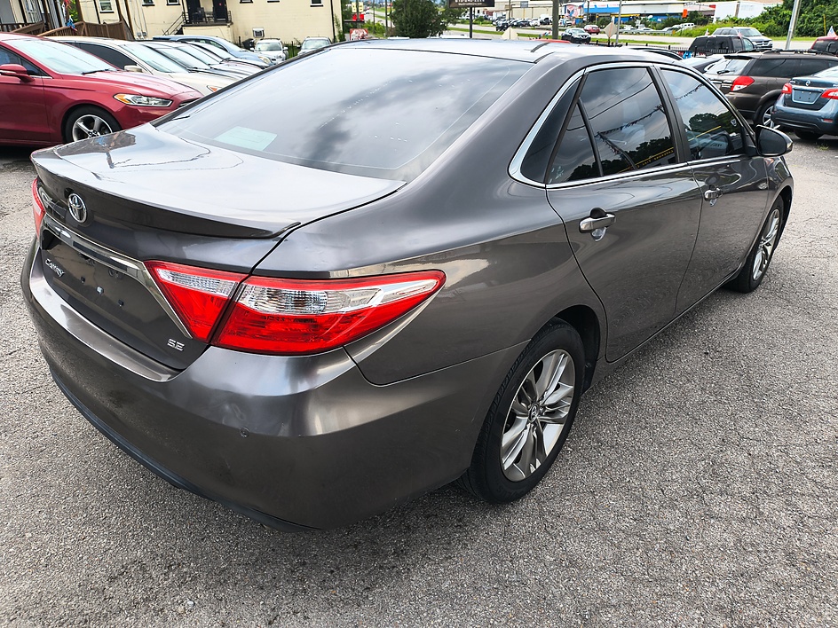 2016 Toyota Camry Special Edition - Photo 7
