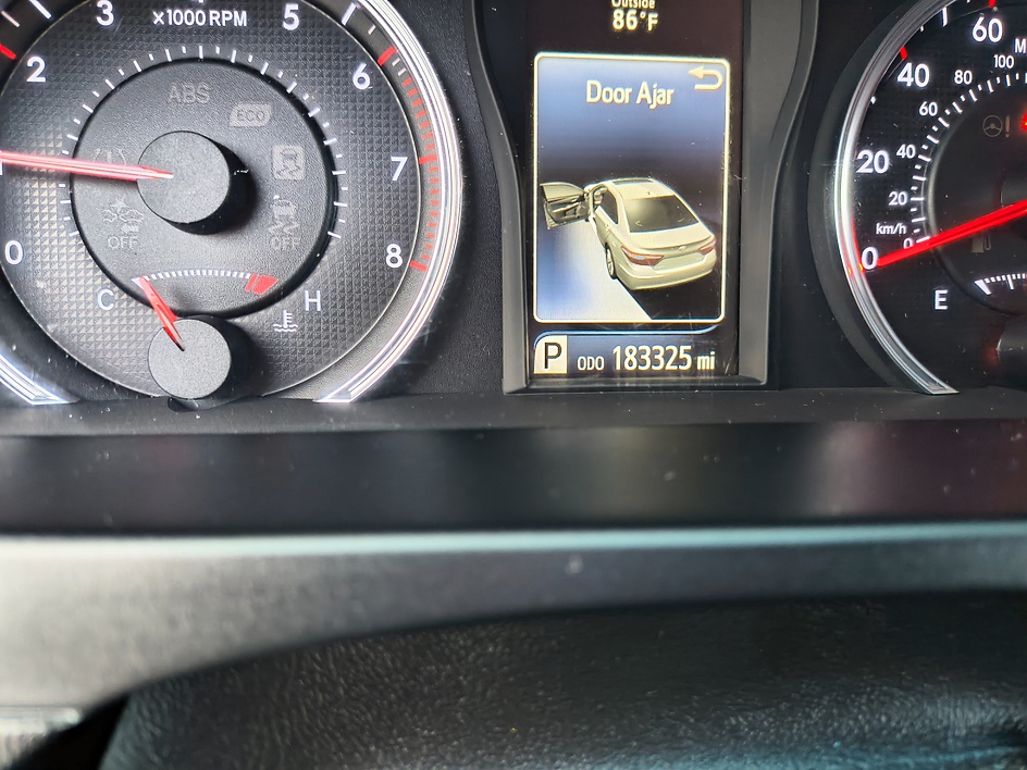 2016 Toyota Camry Special Edition - Photo 11