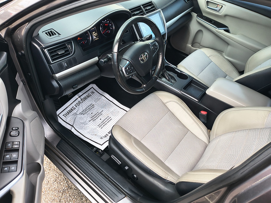 2016 Toyota Camry Special Edition - Photo 14