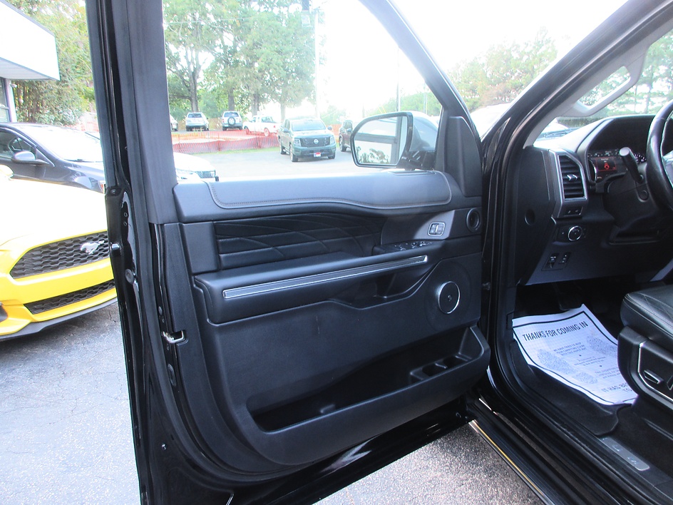 Ford Expedition photo 9