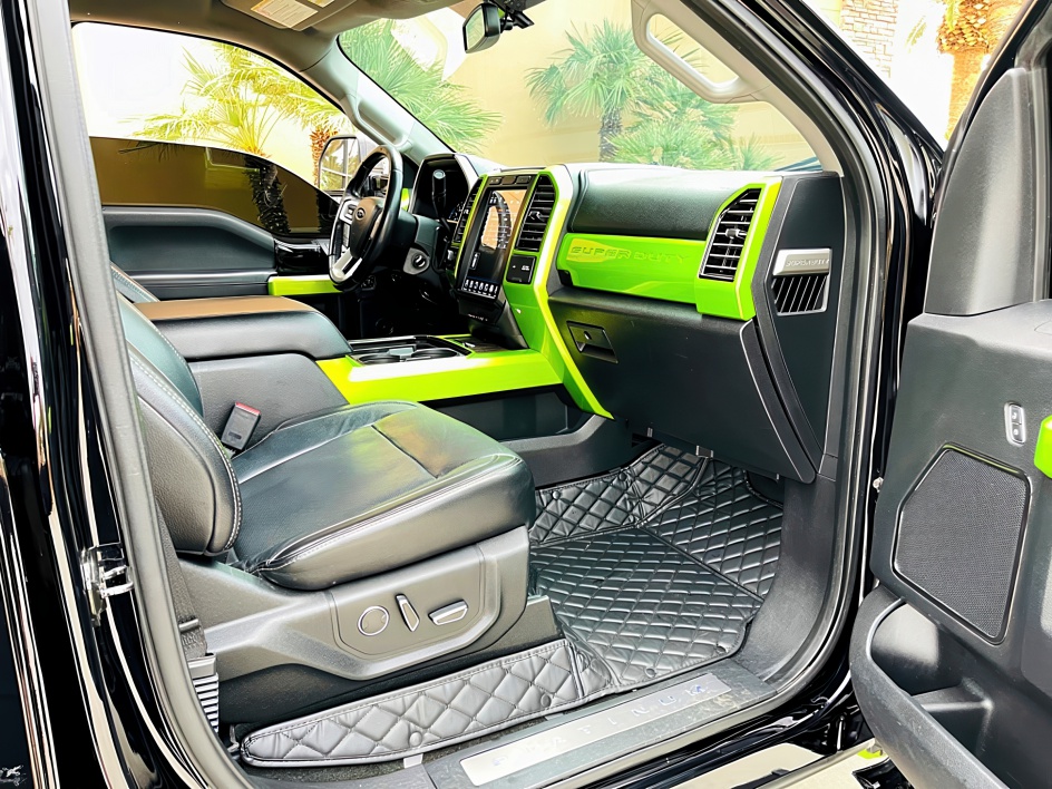 2017 Ford F-250 Platinum photo 29
