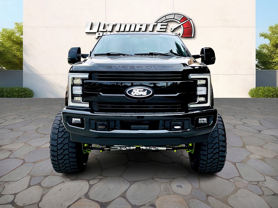 2017 Ford F-250 Platinum photo 2