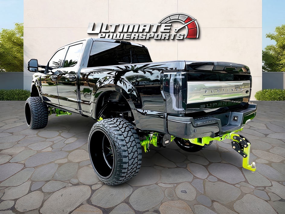 2017 Ford F-250 Platinum photo 14