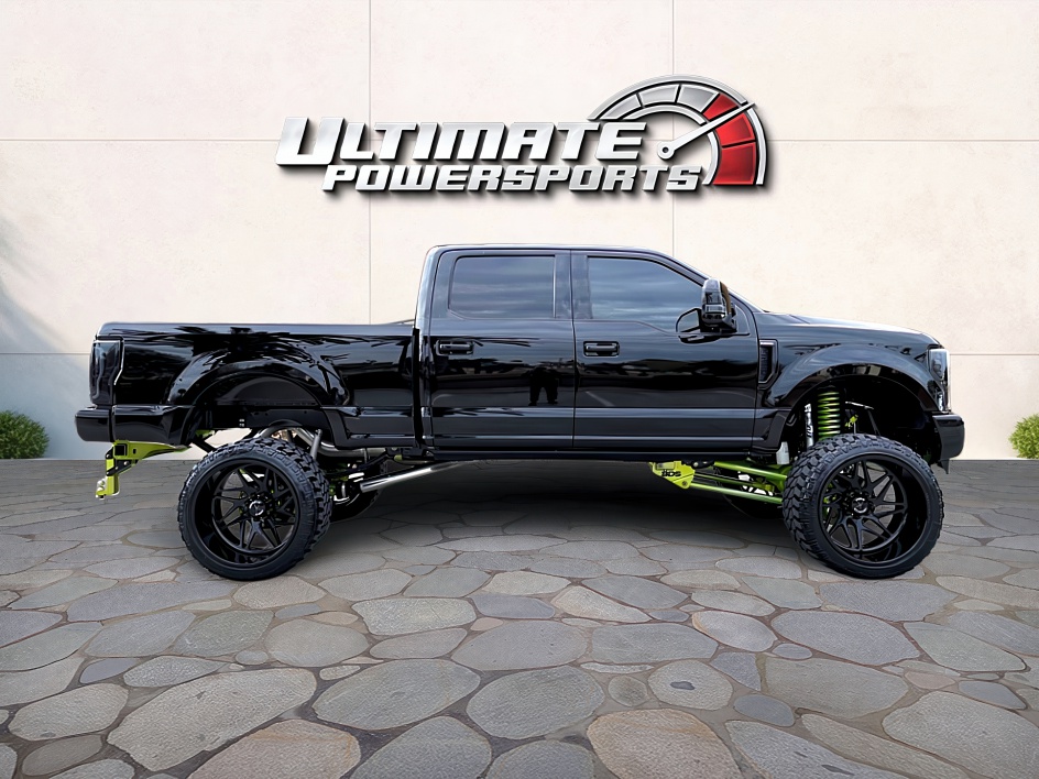 2017 Ford F-250 Platinum photo 16