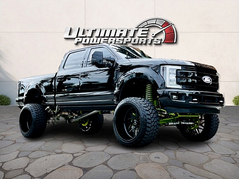 2017 Ford F-250 Super Duty Lariat's photo