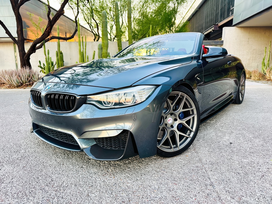 2015 Bmw M4 Convertible photo 2
