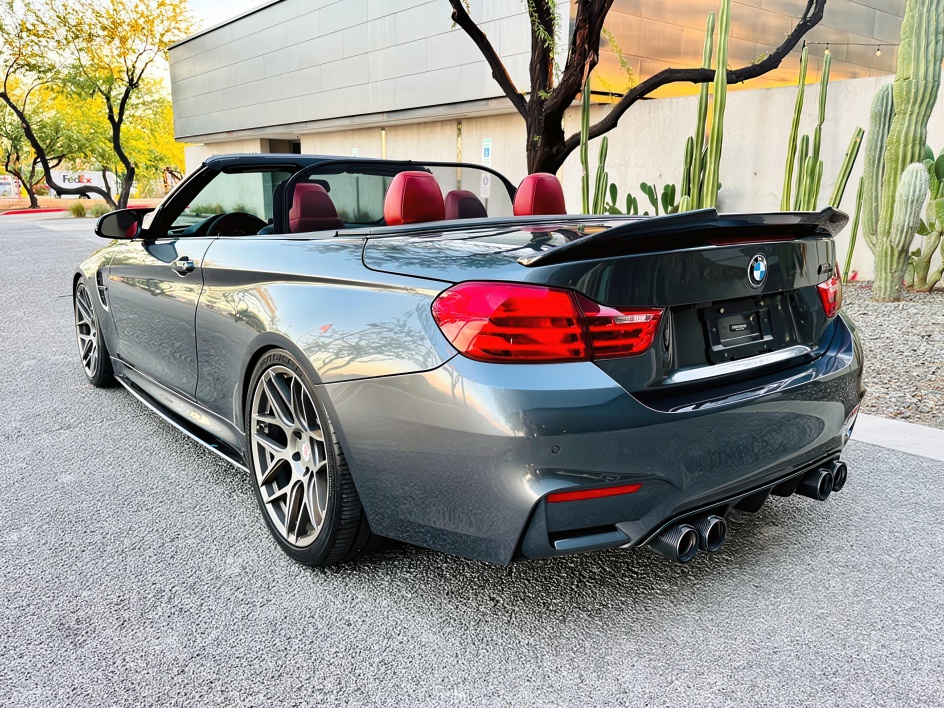 2015 Bmw M4 Convertible photo 16