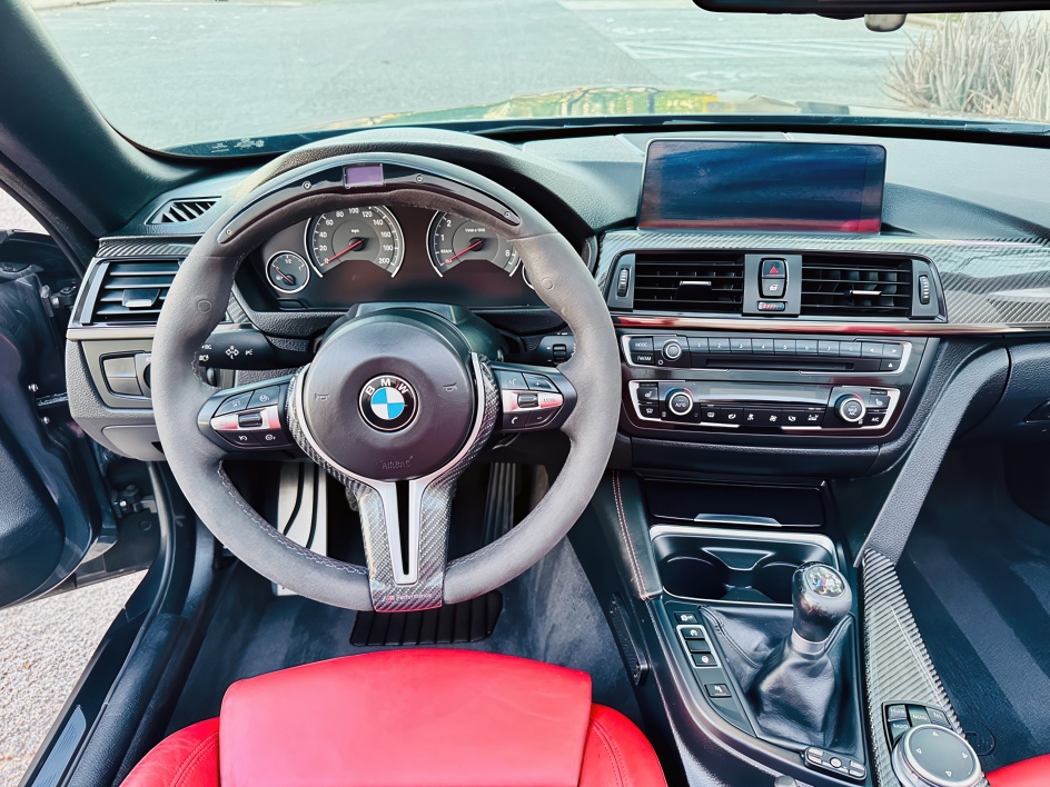 2015 Bmw M4 Convertible photo 26