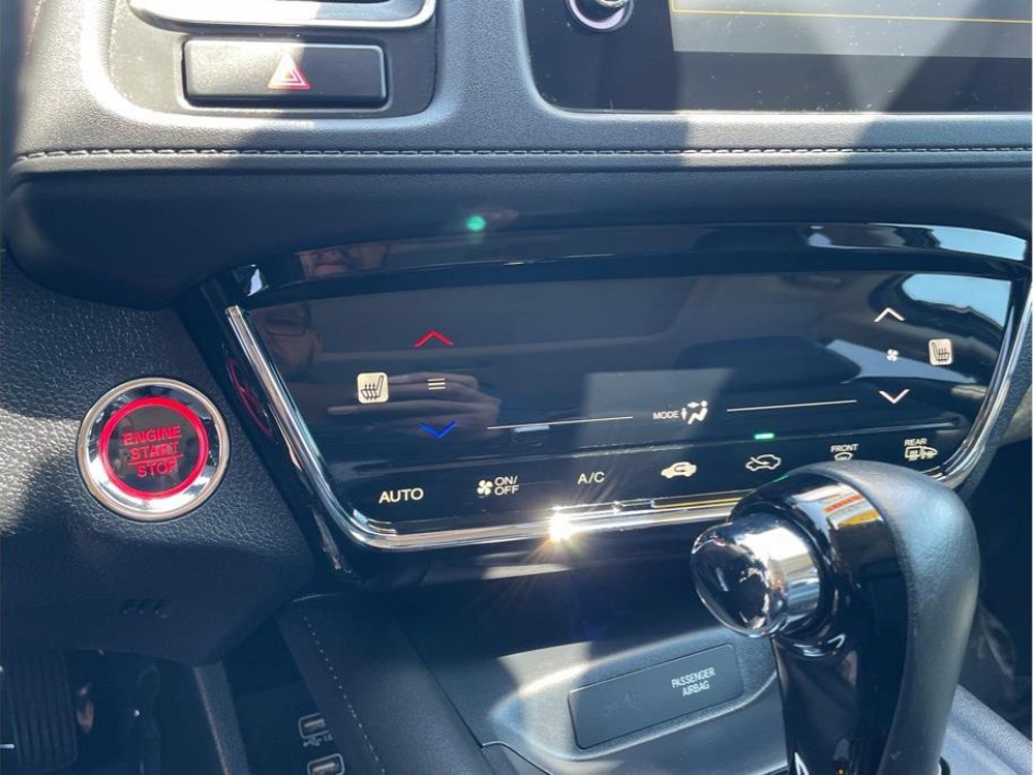 2022 Honda HR-V EX-L - Photo 11